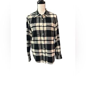 Altar'd State Black Cream Flannel Shacket Button Up Shirt w Pockets 100% M